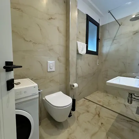 Sea La Vie Lejlighedshotel Vlorë